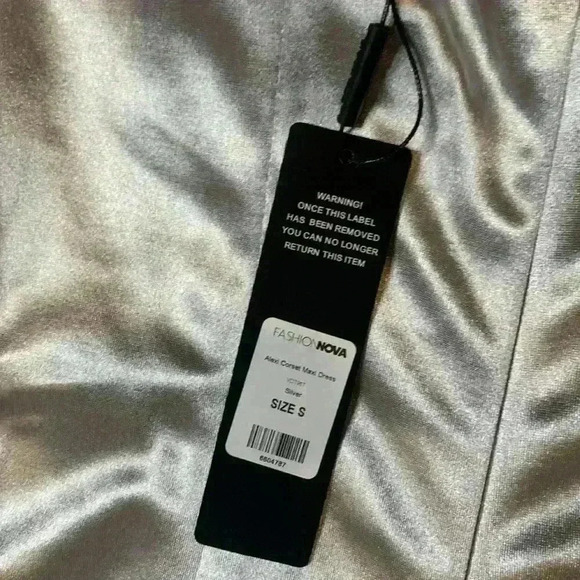 Fashion Nova Silver Alexi Corset Halter Neck Padded Bra Maxi Dress Size S - Picture 8 of 13